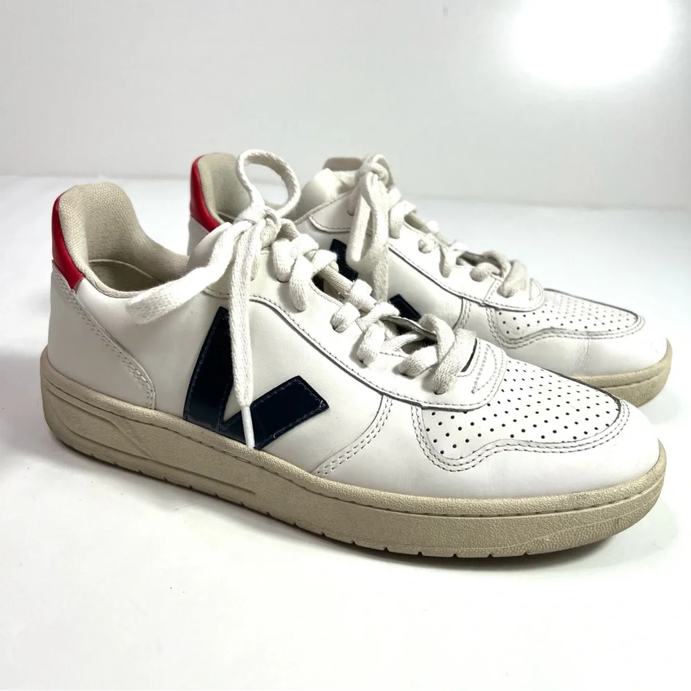 Veja V-10 Leather Sneakers Size 39 US 8 - Picture 4 of 14